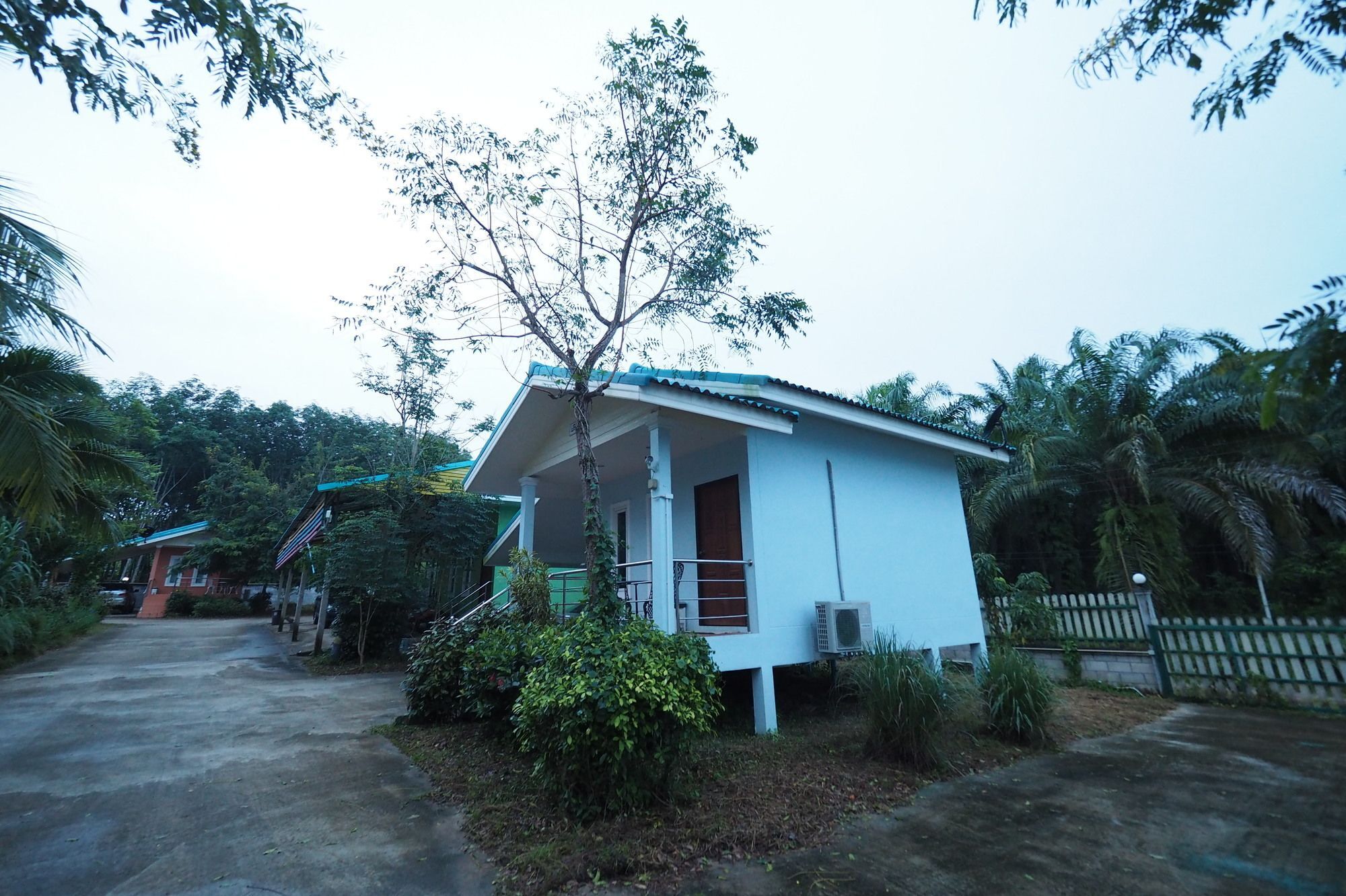 Oyo 75515 Sairung Farmstay 甲米 外观 照片